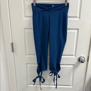 Free People Movement Blue Cropped Leggings‎ with Tie Detail Size XS